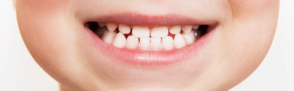 Як зміцнити кістки і зуби дитині?