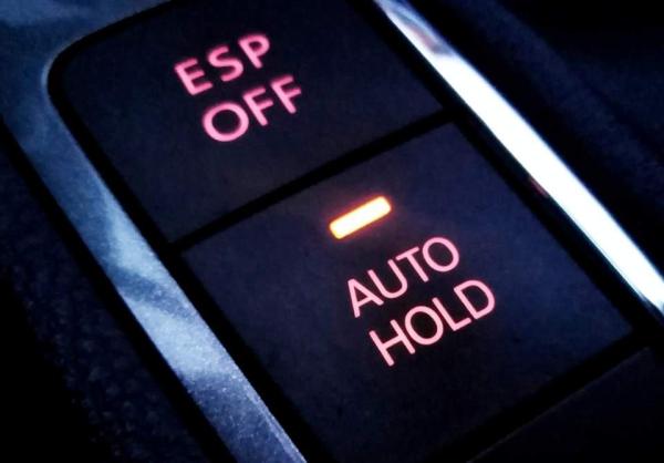 Що таке Auto Hold в машині